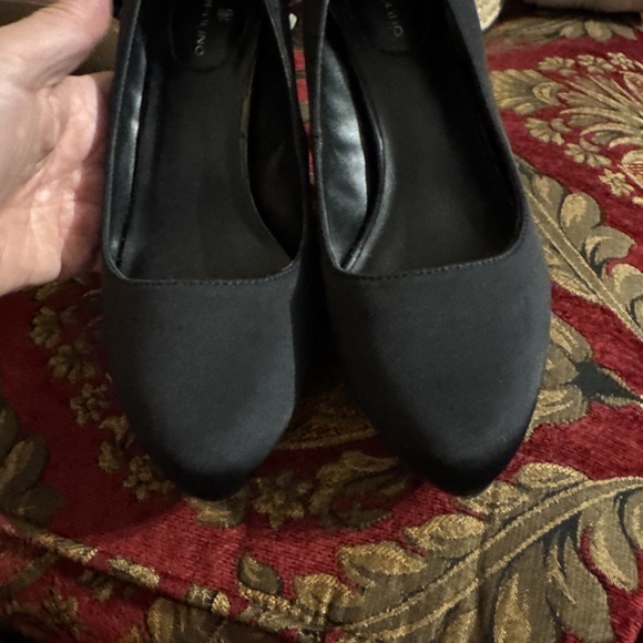 Bandolino Shoes Womens 8.5 M Black Fabric Upper 3" Heels  Made In Spain - Picture 5 of 8